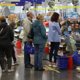 Дешевый доллар и торговые войны США ударят по карману россиян