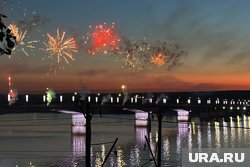 Салют можно будет увидеть во время прогулки по Нагатинской, Дербеневской, Софийской и Пресненской набережным