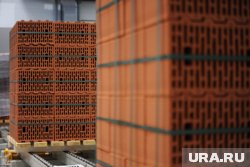 Компания производит кирпич различных марок, в том числе - премиальный