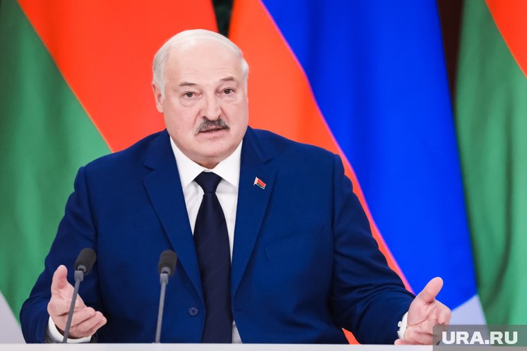 Лукашенко отметил, что западные элиты строят будущее без участия славян, на чем и основаны идеи шовинизма и расизма