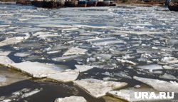 Ледоход в ЯНАО прошел поселок Горки