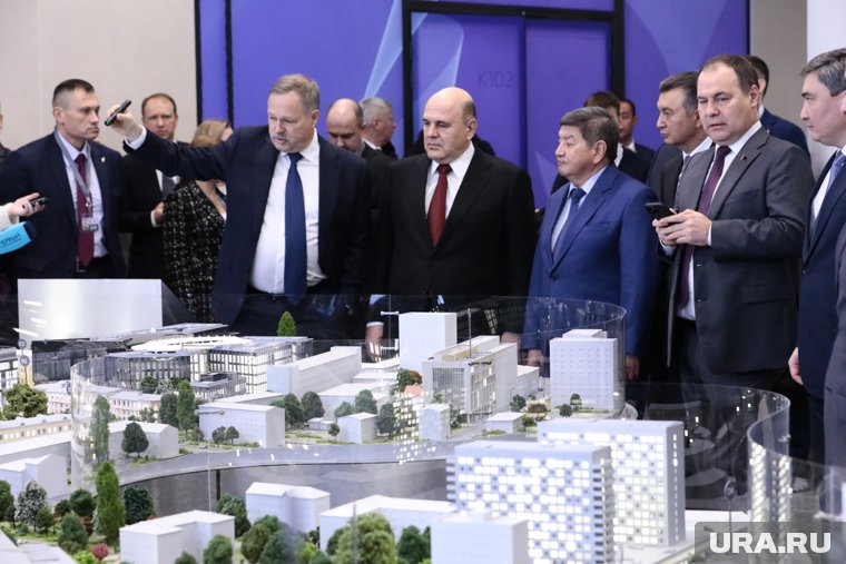 Делегация из стран СНГ осмотрела новые корпуса МГТУ им. Баумана, передает корреспондент URA.RU с места событий