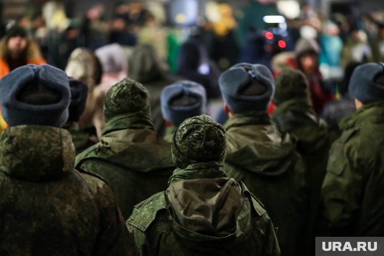 Лишить воинского звания могут в случае совершения военнослужащим тяжкого преступления