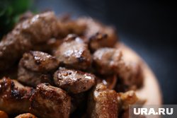 Курганцы в майские праздники смотрят аниме и жарят шашлыки