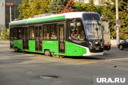 Трамваи изменят маршрут движения на несколько часов