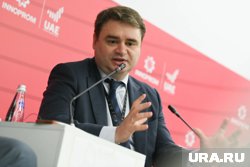 Осьмаков начал свою карьеру в Минпромэнерго 
