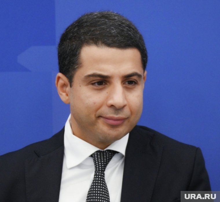 Эдуард Давыдов руководил заводом с 2019 года