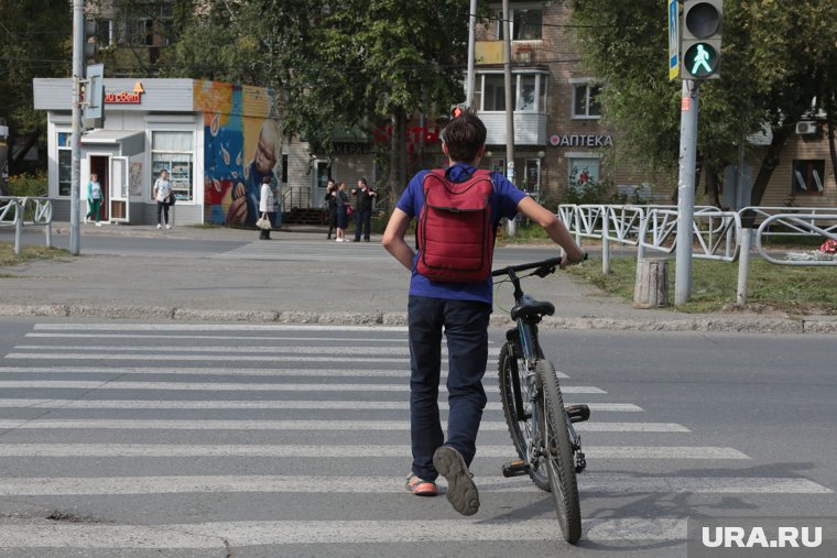 Подростка сбили на пешеходном переходе