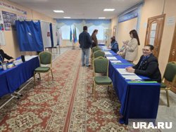 На участки пришли первые избиратели