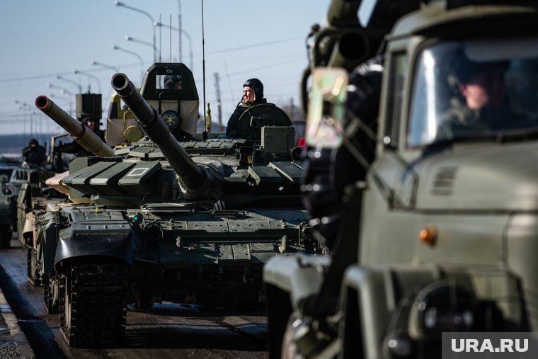 За четыре года оборонный бюджет России вырос почти вчетверо