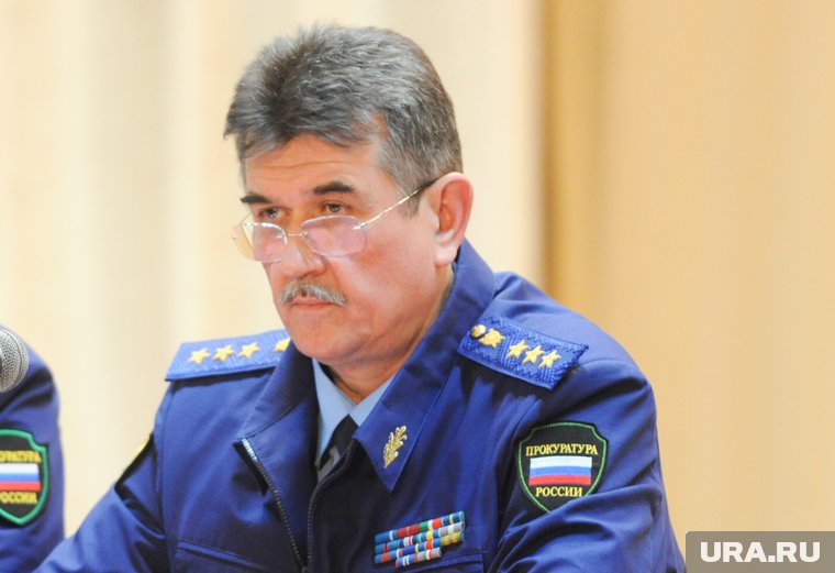 Замгенпрокурора РФ Зайцев помог решить проблемы югорчан