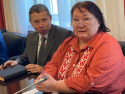 Кандидаты на пост омбудсмена по КМНС: Иван Тарханов и Людмила Алферова