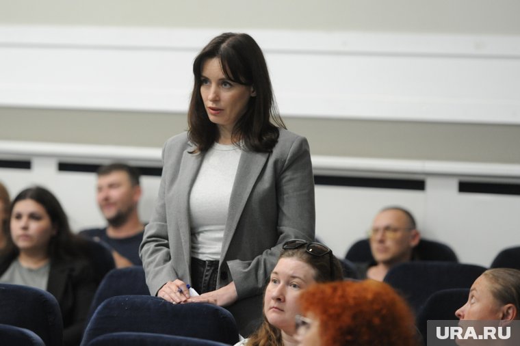 Жители домов на улице Свободы возмущались, что строительство будет происходить рядом с историческими сталинскими домами в центре, которых в городе осталось немного 