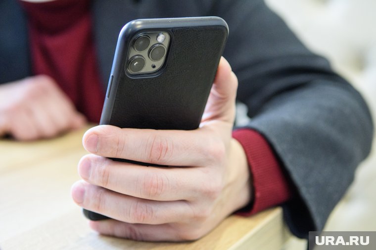 Госдума приняла закон о запрете Apple препятствовать установке RuStore на гаджеты компании