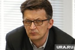 Рустем несколько раз сопровождал Медведева на встречах