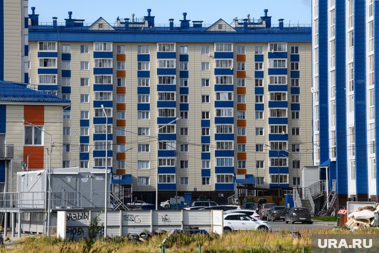Горожане переехали в новый район Салехарда из аварийного жилья