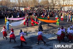 Артисты выступили на Масленице