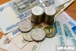 Пенсионер передал мошенникам 100 тысяч рублей