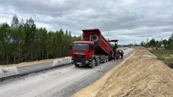 На некоторых отрезках подрядчик приступил к устройству нового основания