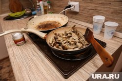 Сковородка оказалась под рукой у женщины