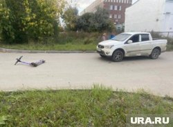 Авария произошла во дворе по улице Мамина 