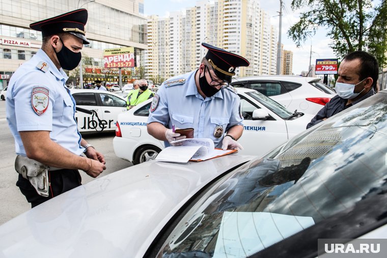 Работа полиции по выявлению нарушений миграционного режима и обеспечению общественного порядка продолжается