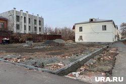 В районе набережной Кургана начали благоустраивать сквер