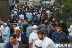 Празднование Курбан-байрама возле многоэтажек нарушает санитарные нормы