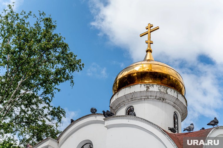 Гадание на Покров, как и в любой другой день, Церковь запрещает