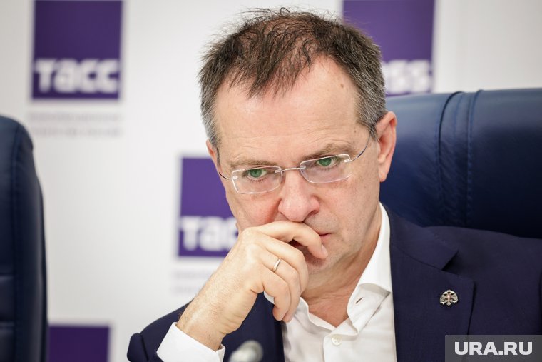 Мединский призывал не девать режиссеру Воронкову денег на съемки после вышедшего обзора от BadComedian