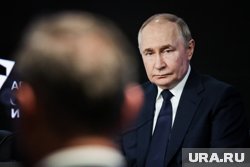 Президент Владимир Путин неожиданно провел Совбез в очном формате