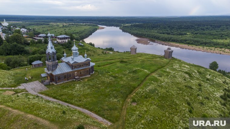 Чердынь привлекает туристов старинными церквями