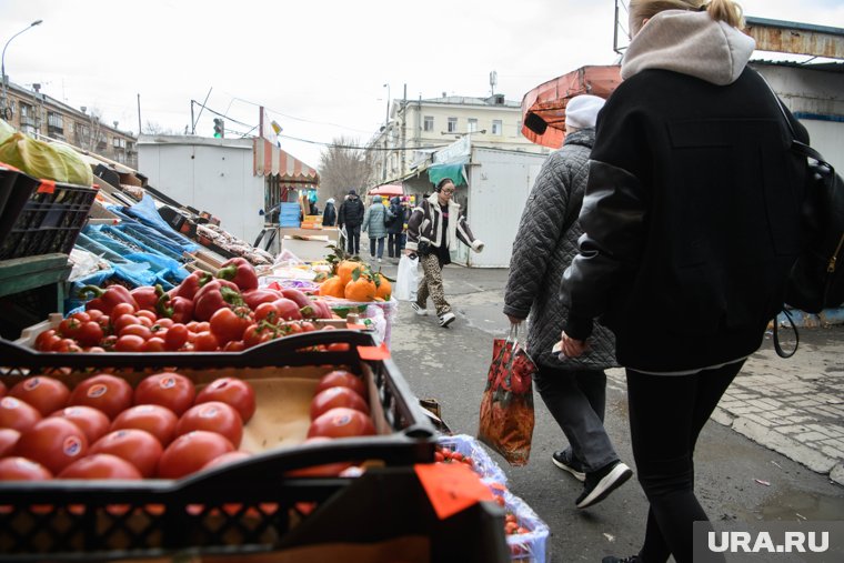 Рынок незаконно торгует продуктами уже несколько лет