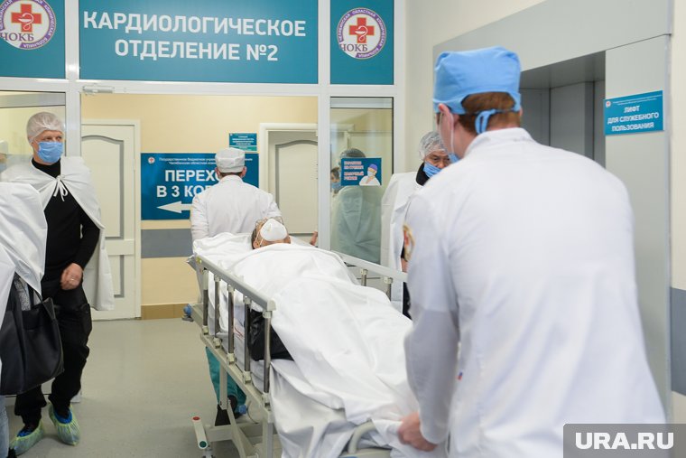 Врачи из Советского удалили 22 опухоли у пациента 