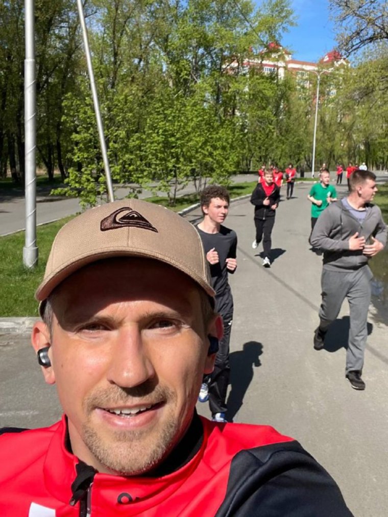 Вице-губернатор Андрей Алексеев на пробеге