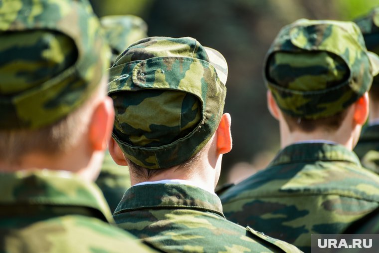 Вернувшиеся на родину бойцы ВС РФ поблагодарили власти страны и Минобороны за помощь
