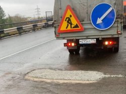 Завтра будет проведено финишное асфальтирование аварийного участка на мосту