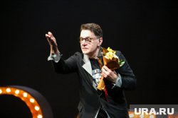 Сергей Маковецкий познакомился с супругой во время съемок фильма «Я, сын трудового народа»