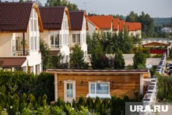Таунхаус расположен недалеко от аэропорта Рощино 