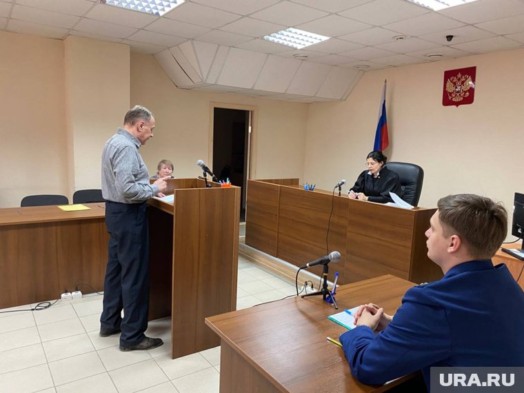 Дожидаться решения апелляции на приговор Виктору Рощупкину его коллеги дожидаться не стали