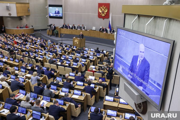 Правительство снова скорректирует дефицит бюджета осенью, когда будет вносить в Госдуму проект на следующий год, считает эксперт