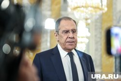 Лавров также обратил внимание на перенос военной инфраструктуры НАТО на Дальний Восток