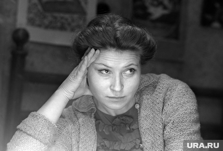 Людмила Зайцева в фильме «Двадцать дней без войны» режиссера Алексея Германа