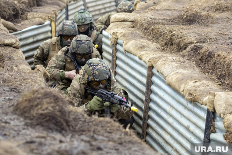 Украинским войскам грозит вытеснение из Курской области