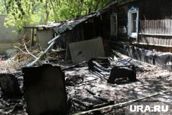 Во время тушения огня спасатели обнаружили в доме тело мужчины