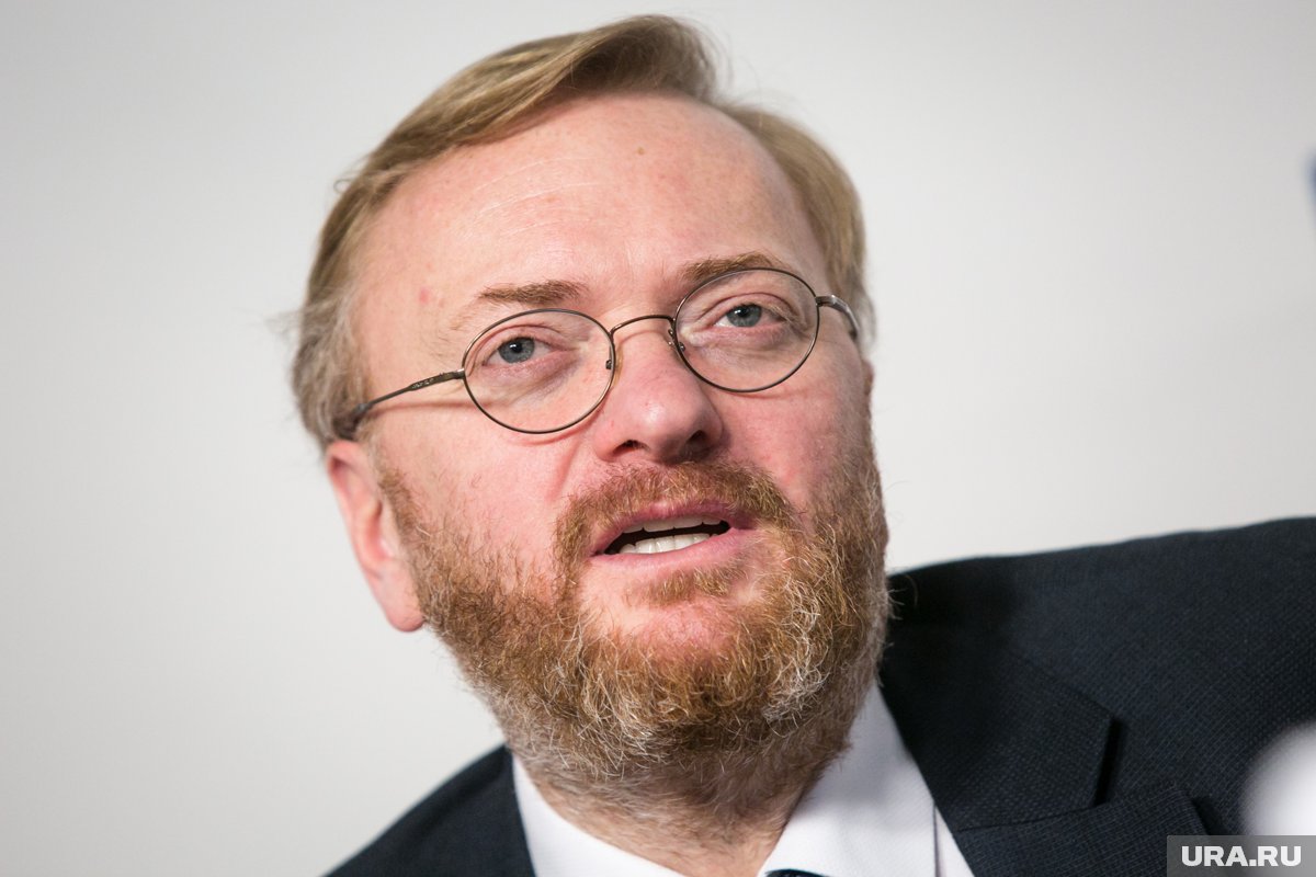 Виталий Милонов заявил, что россиянам давно надо было перейти на семичасовой рабочий день