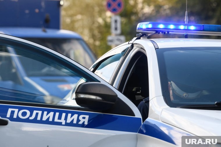 Младший сержант полиции Антон Чакилев первым поднялся на крышу