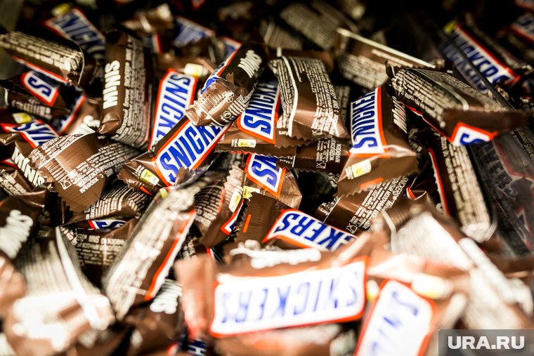 Шоколадные батончики Snickers с сентября нельзя будет купить в «Пятерочке» и «Перекрестке»