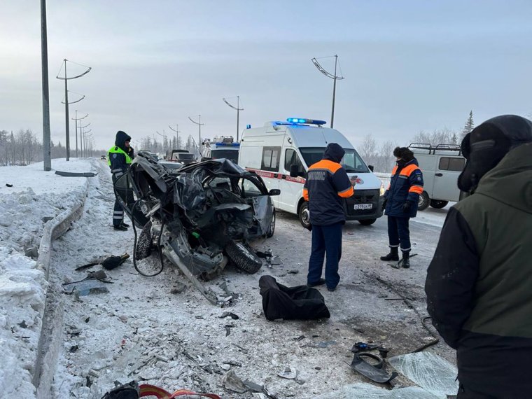 В Новом Уренгое в смертельном ДТП погиб девятилетний ребенок