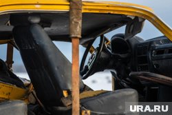 Девушка облила машину бензином и подожгла 
